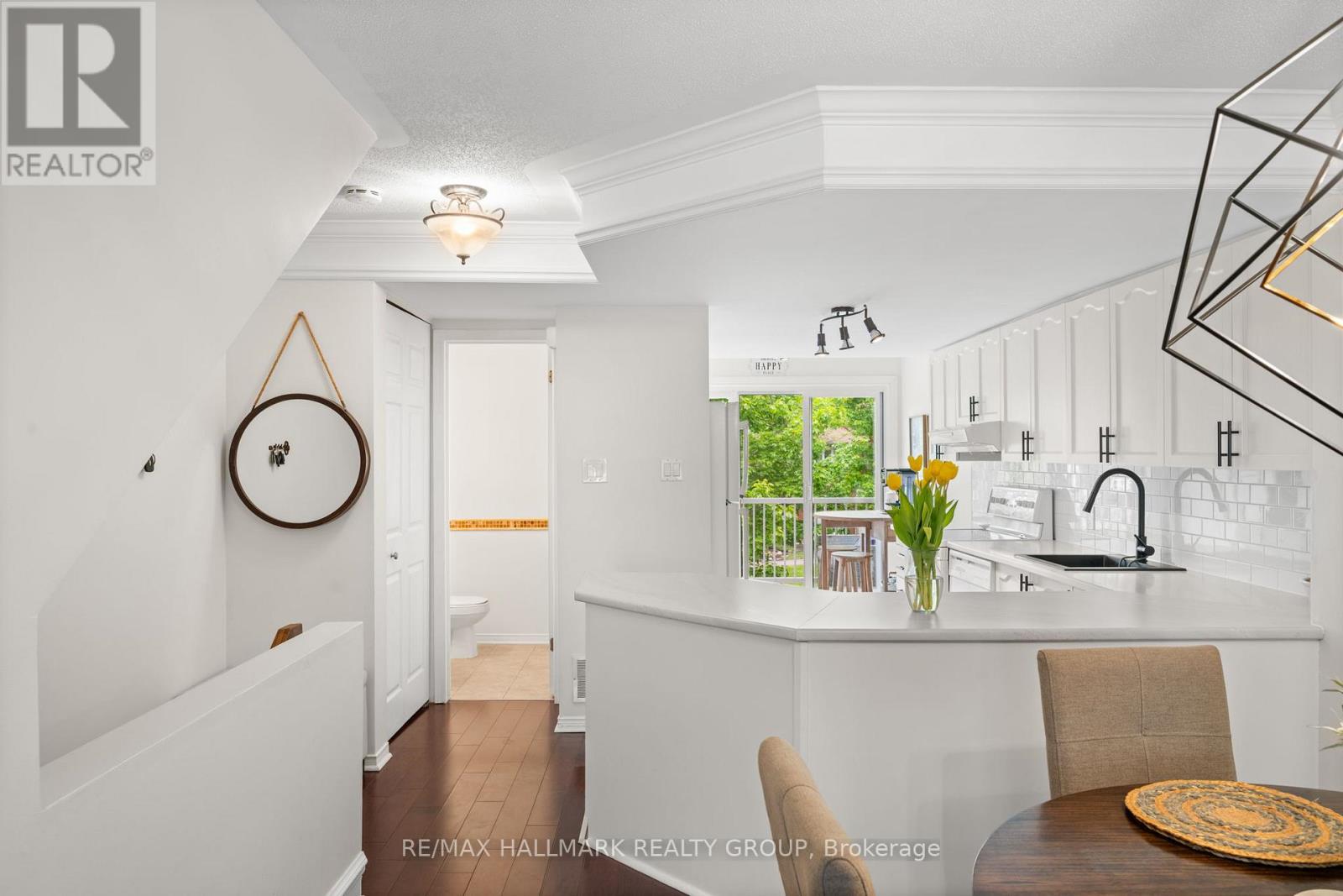 1109 Gablefield Private, Ottawa, Ontario  K1J 1E4 - Photo 4 - X13198804