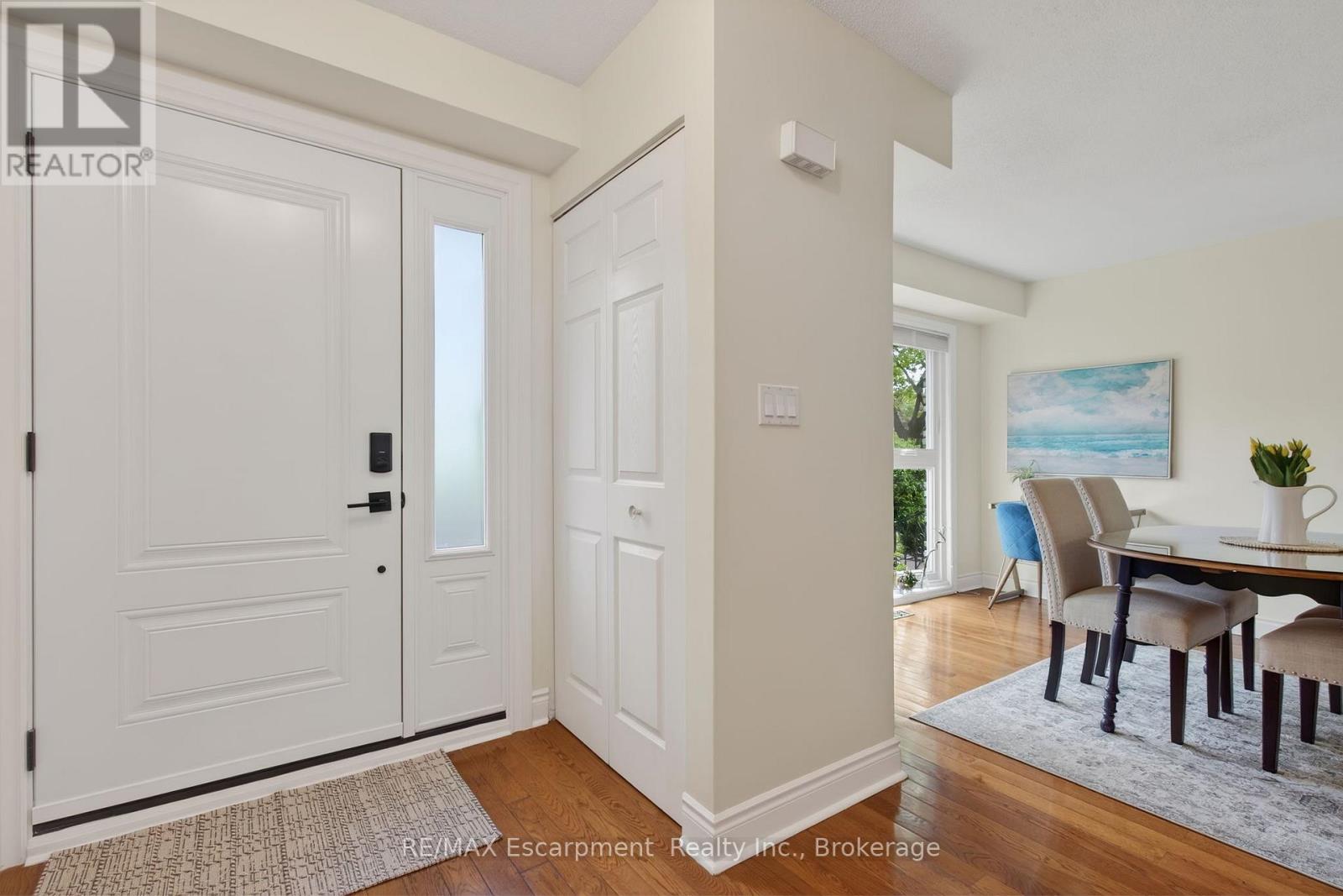 823 Hyde Road, Burlington, Ontario  L7S 1S6 - Photo 5 - W13198270