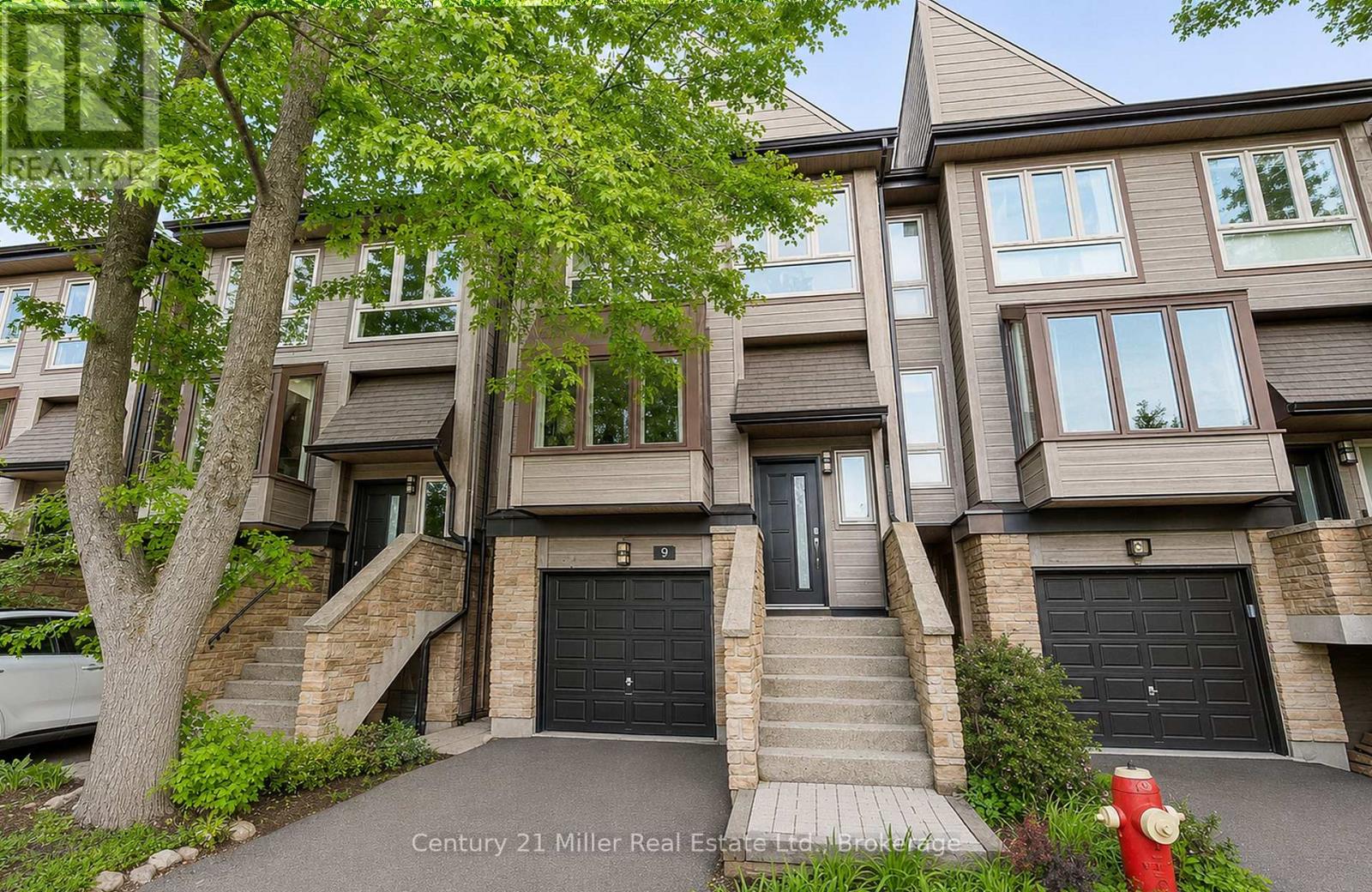 9 - 1120 QUEENS AVENUE, Oakville, Ontario
