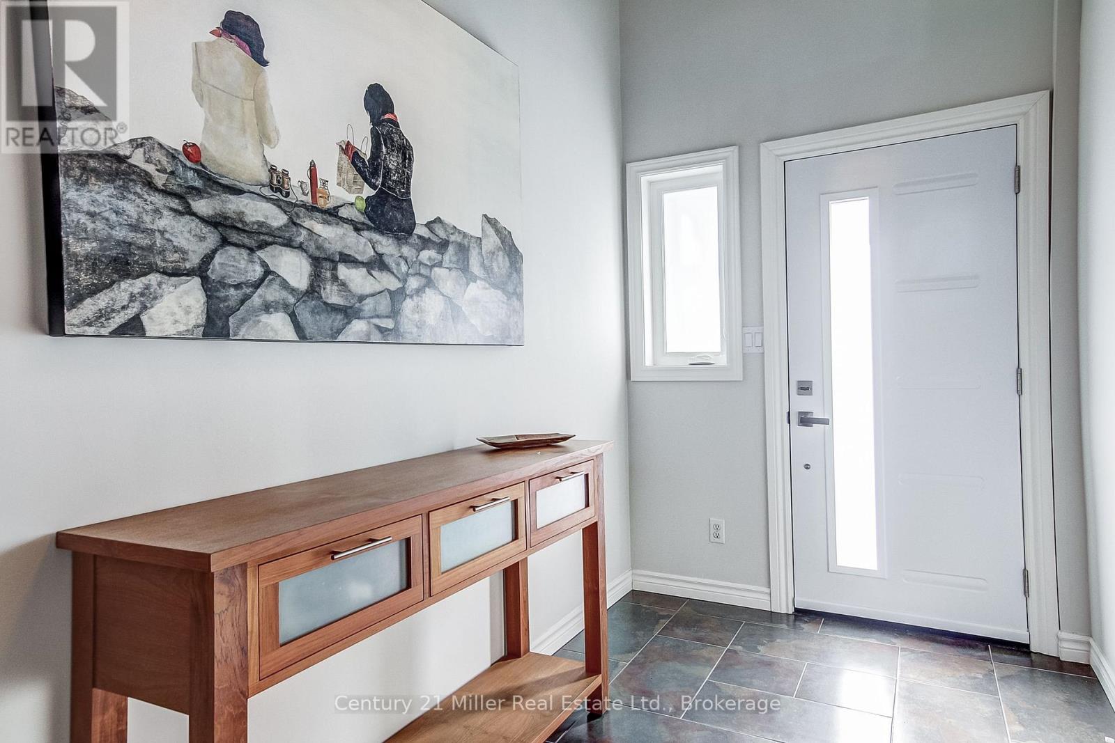 9 - 1120 Queens Avenue, Oakville, Ontario L6H 2B5 - Photo 4 - W13198810