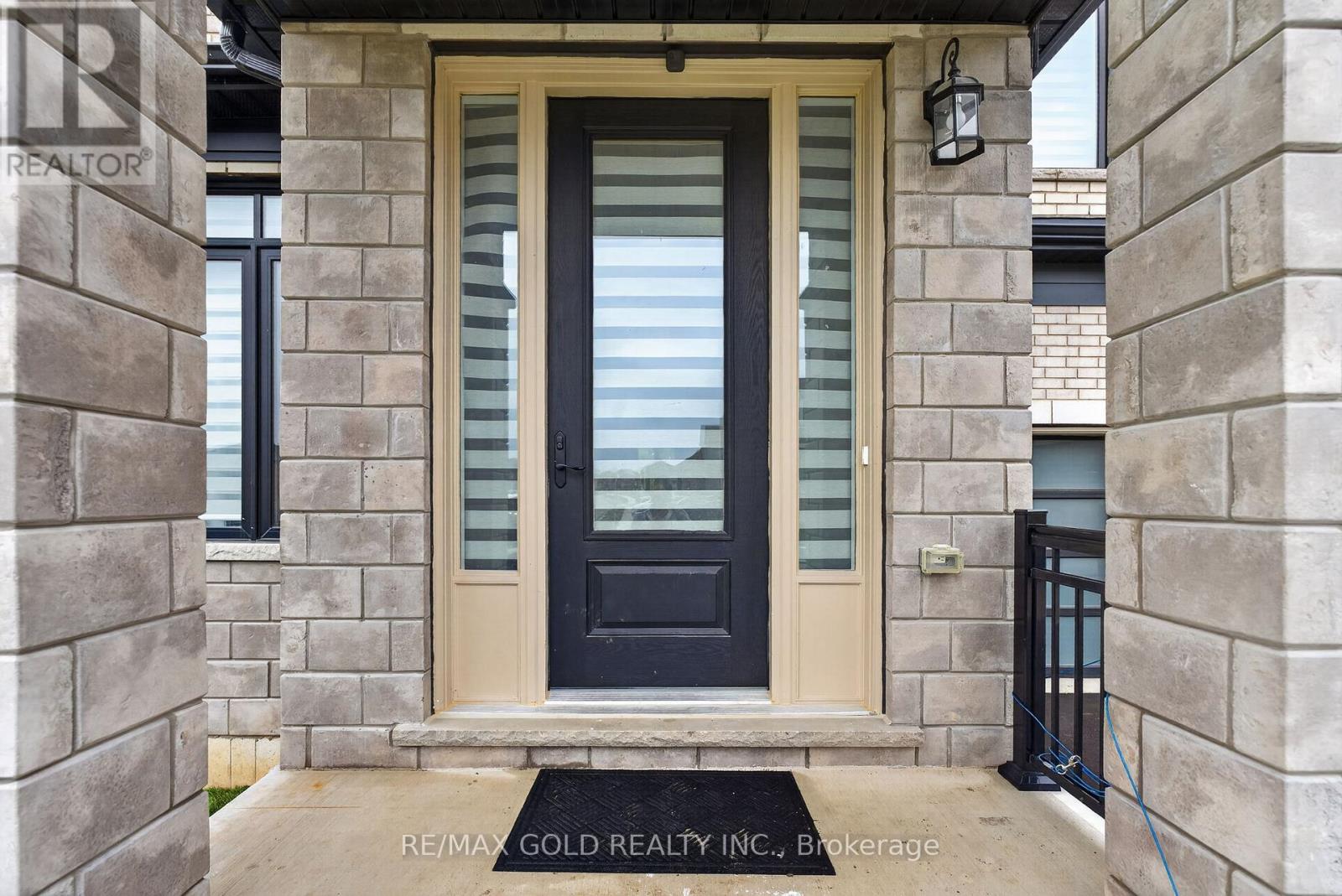 129 Harwood Avenue, Woodstock, Ontario  N4T 0P8 - Photo 4 - X13196404