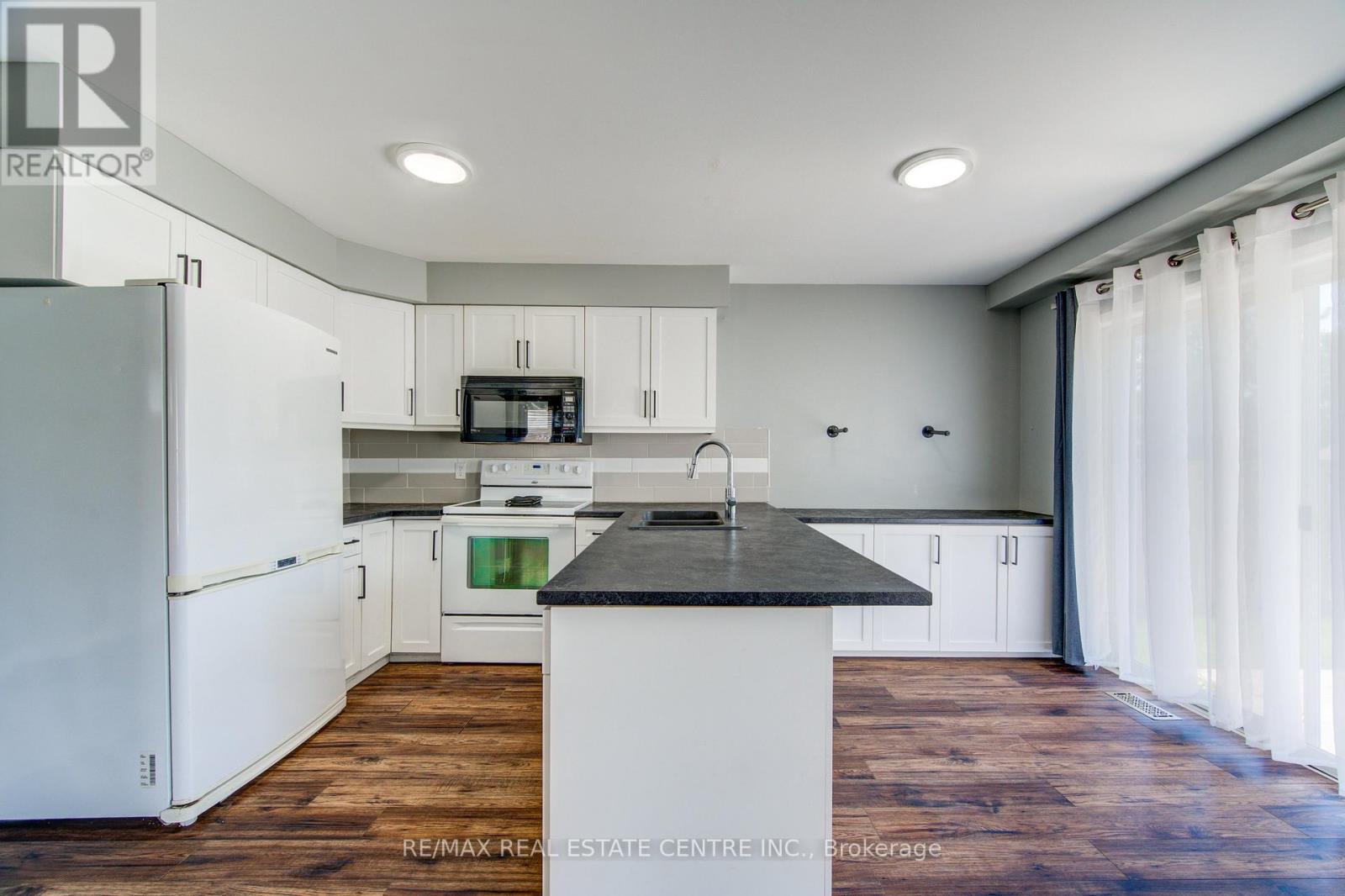 5 Tulip Drive, Tillsonburg, Ontario  N4G 5S6 - Photo 11 - X13197764