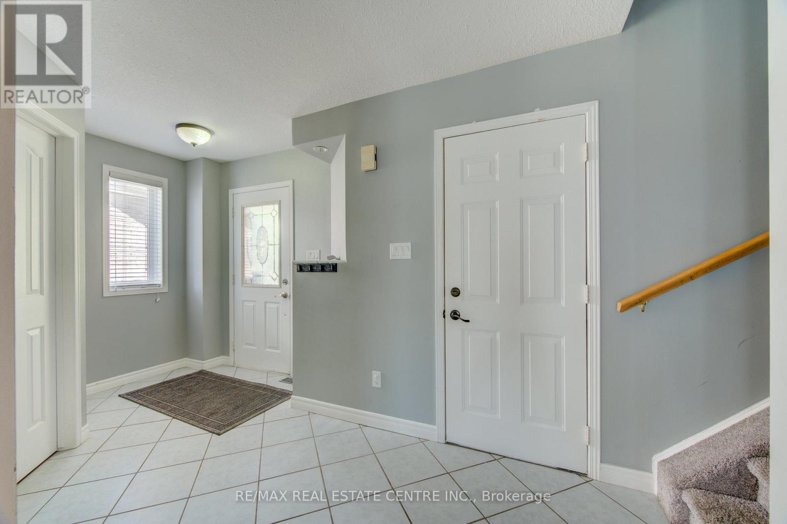 5 Tulip Drive, Tillsonburg, Ontario  N4G 5S6 - Photo 4 - X13197764