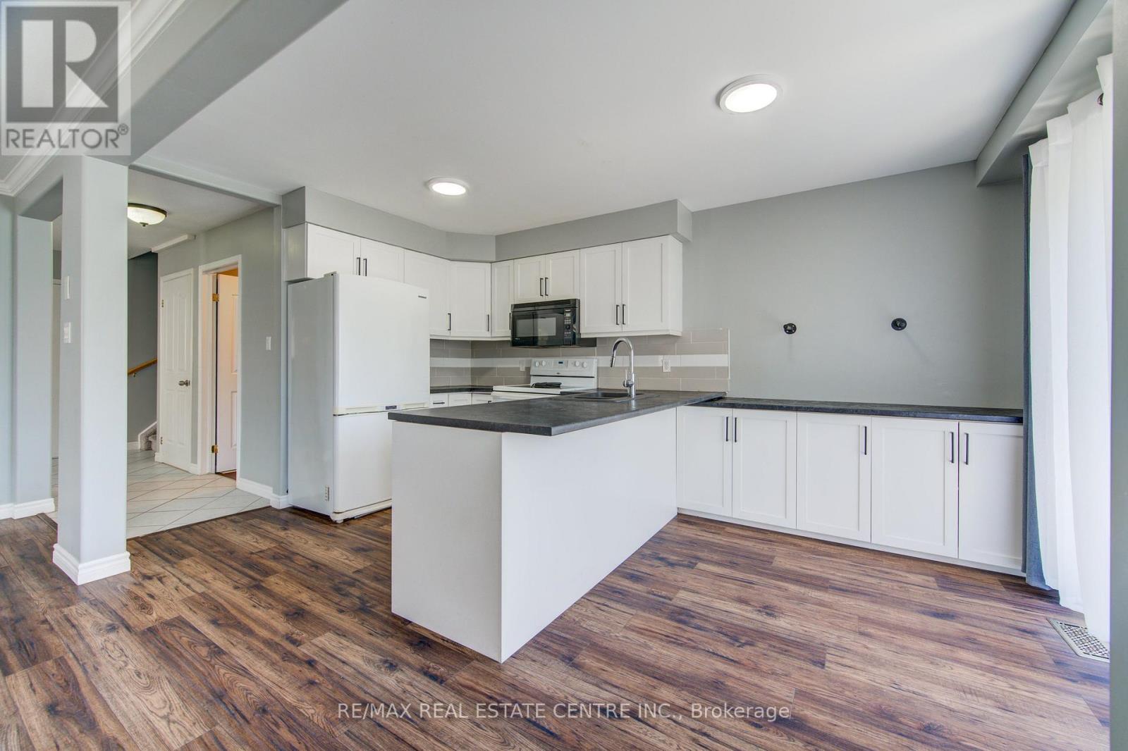 5 Tulip Drive, Tillsonburg, Ontario  N4G 5S6 - Photo 9 - X13197764