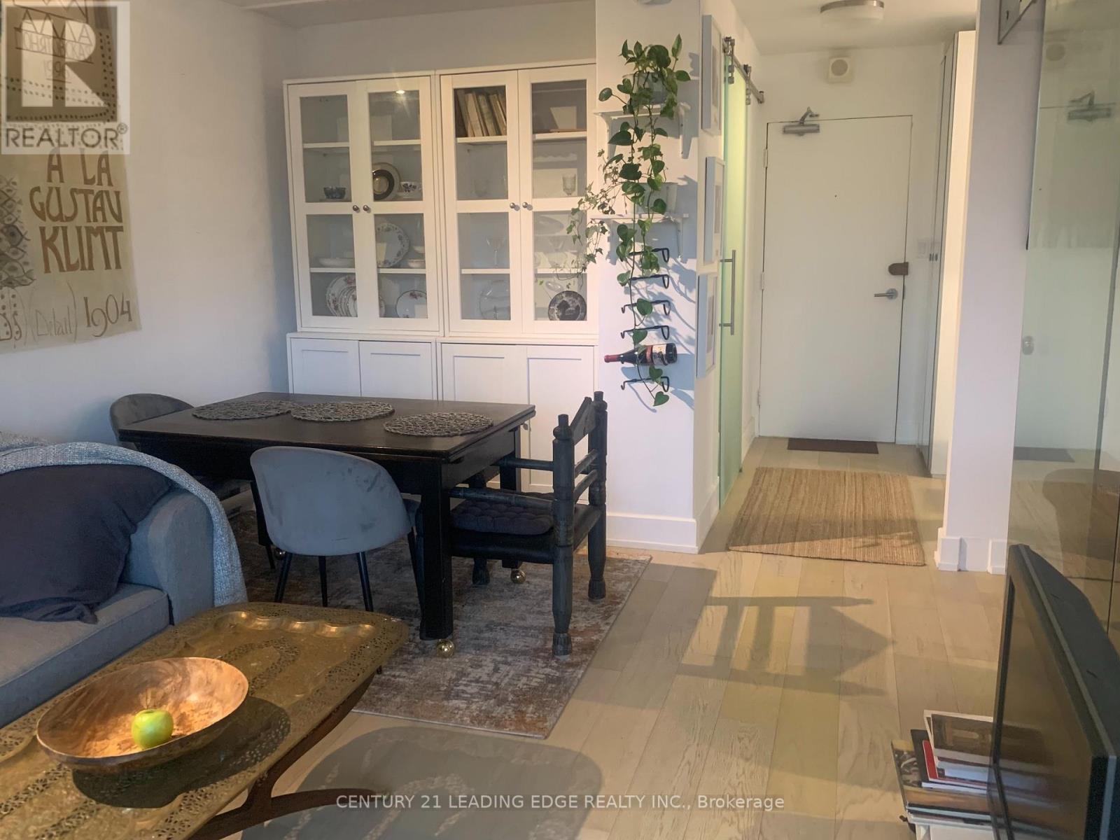 208 - 40 Homewood Avenue, Toronto, Ontario  M4Y 2K2 - Photo 3 - C13158776