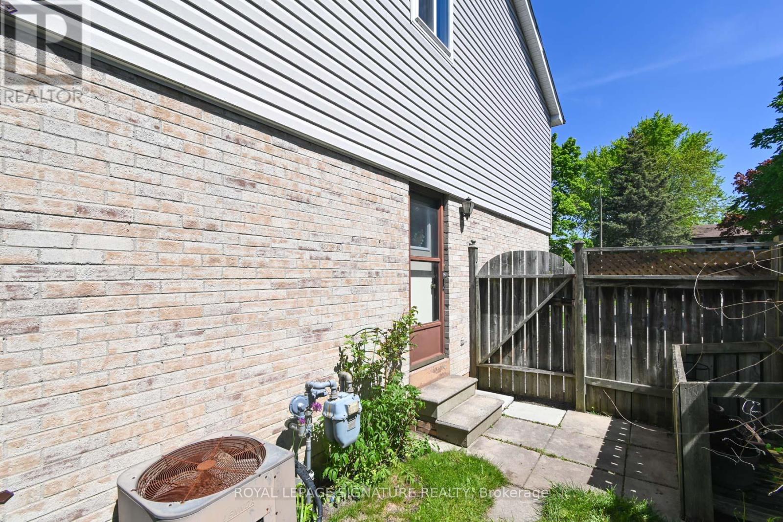 830 Greenbriar Drive, Oshawa, Ontario  L1G 6G6 - Photo 21 - E13186800