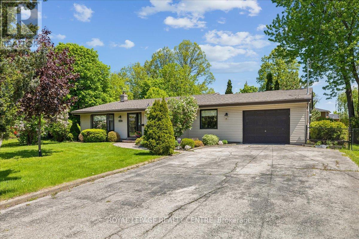 2613 Liruma Road, Mississauga, Ontario  L5K 1Y8 - Photo 3 - W13183190