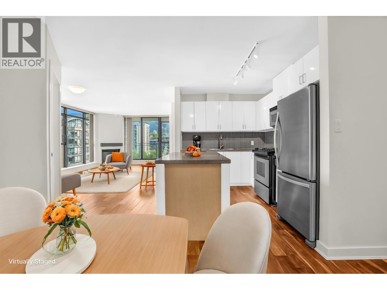 1206 155 W 1 Street, North Vancouver, British Columbia  V7M 3N8 - Photo 12 - R3128650