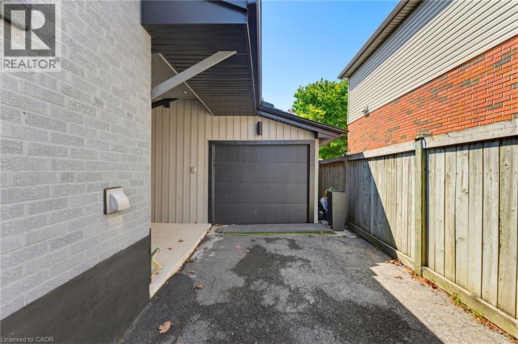 91 First Street N, Stoney Creek, Ontario  L8G 1Y2 - Photo 11 - 40833803