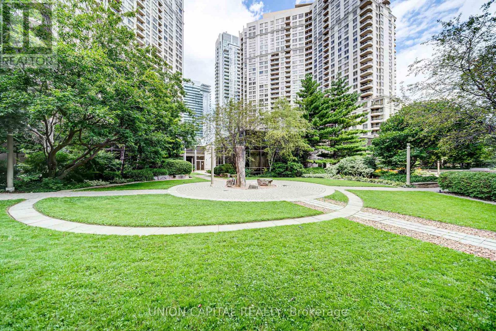 1225 - 3888 Duke Of York Boulevard, Mississauga, Ontario  L5B 4P5 - Photo 19 - W13099352