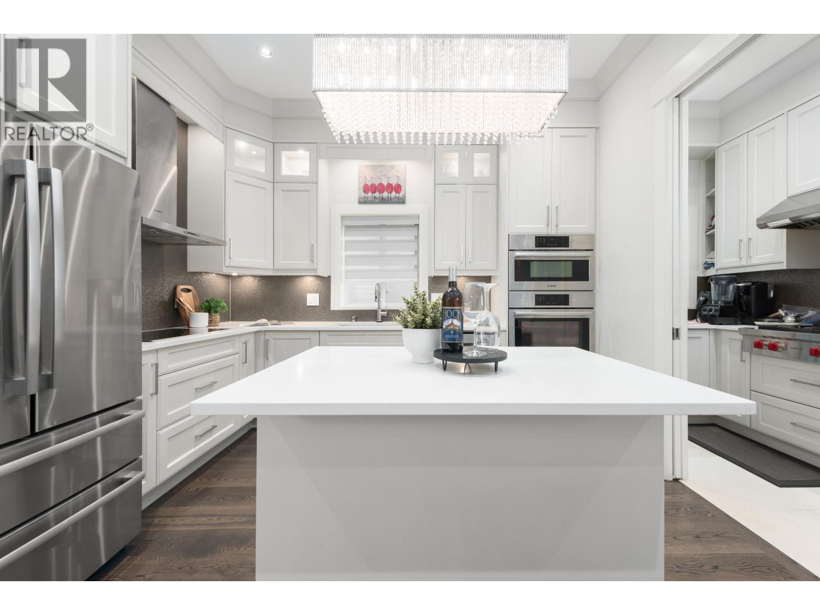 104 E 62 Avenue, Vancouver, British Columbia  V5X 2E6 - Photo 5 - R3128666