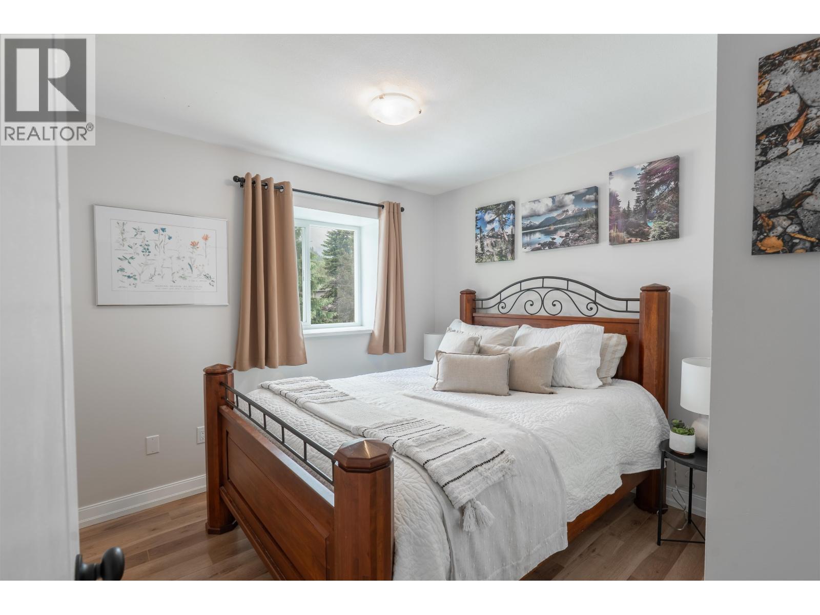 1485 Lupin Street, Pemberton, British Columbia  V0N 2L0 - Photo 11 - R3128741