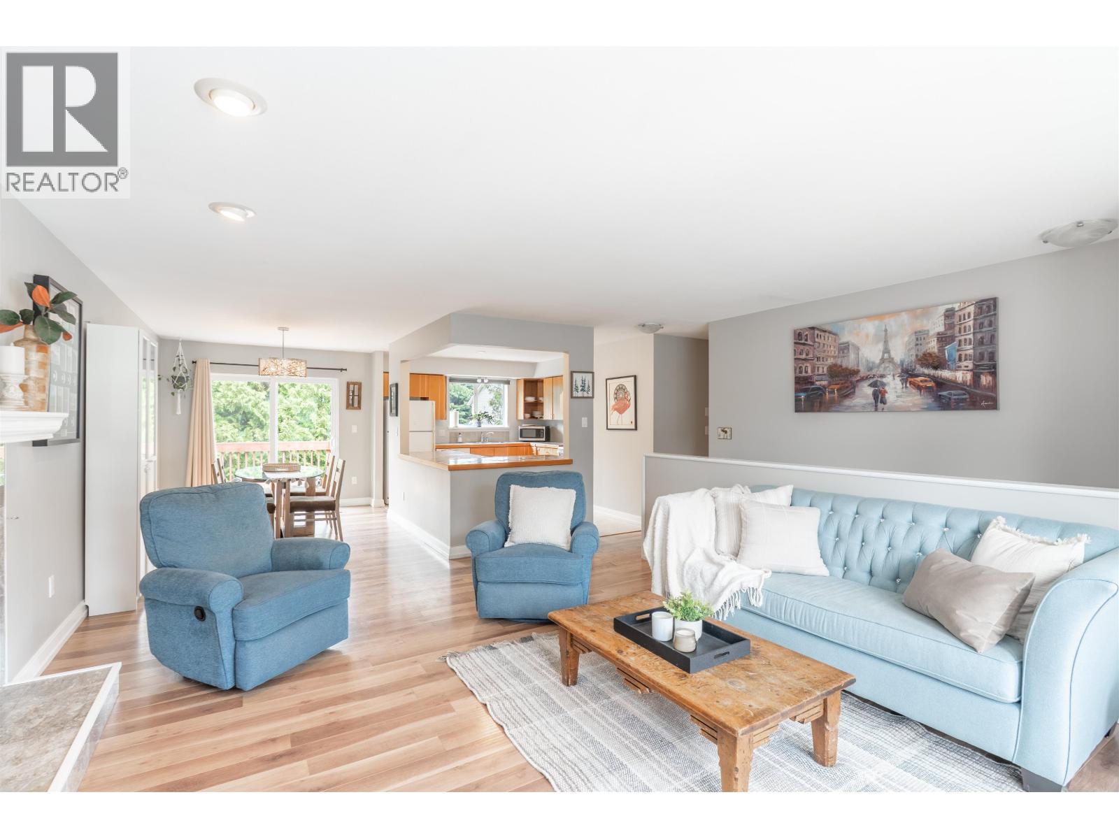 1485 Lupin Street, Pemberton, British Columbia  V0N 2L0 - Photo 2 - R3128741