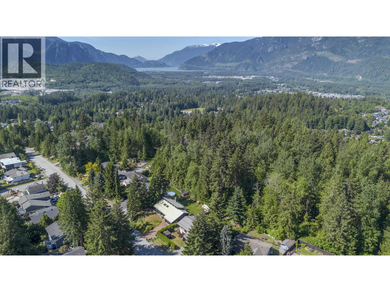 40755 Thunderbird Ridge, Squamish, British Columbia  V0N 1T0 - Photo 38 - R3128300