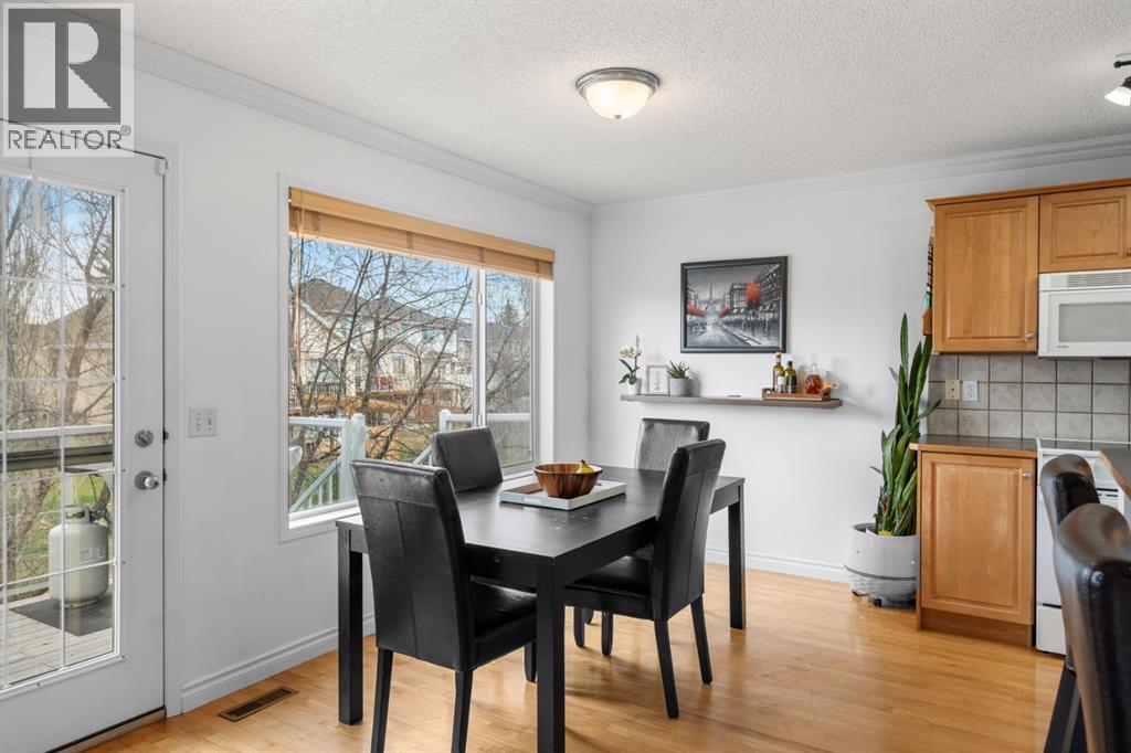 26 Somerset Crescent Sw, Calgary, Alberta  T2Y 3V7 - Photo 11 - A2313017