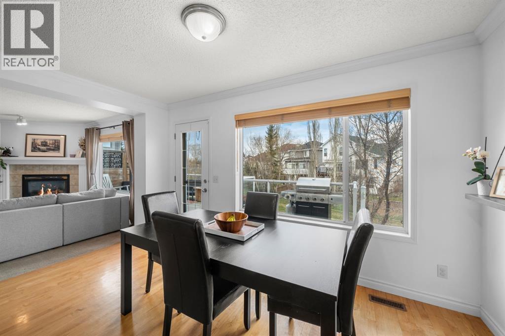 26 Somerset Crescent Sw, Calgary, Alberta  T2Y 3V7 - Photo 12 - A2313017