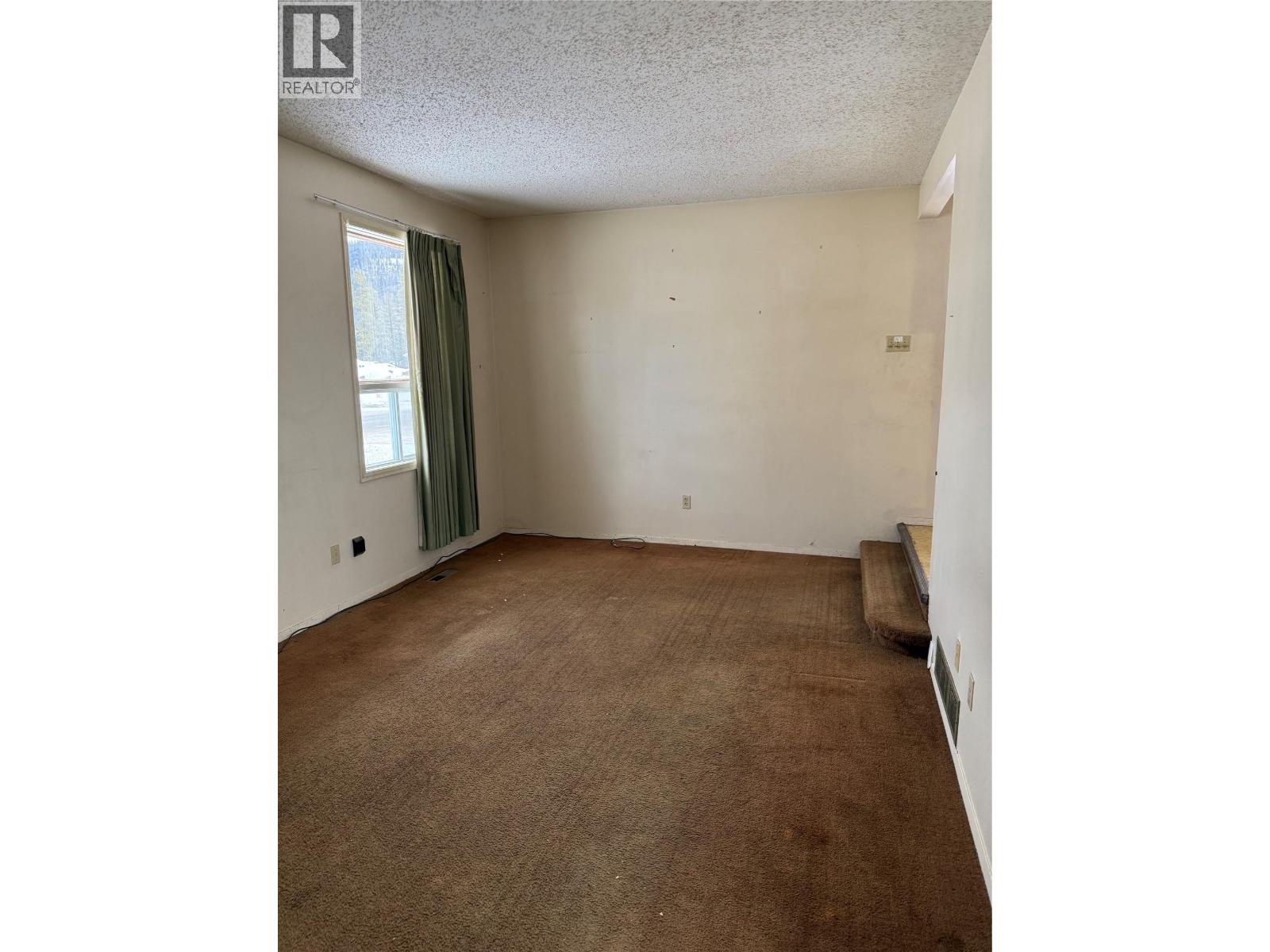 332 Willow Drive, Tumbler Ridge, British Columbia  V0C 2W0 - Photo 11 - 10378307