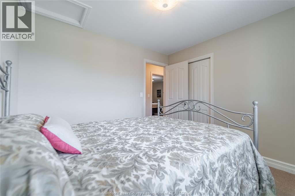 1423 Oakwood, Lakeshore, Ontario N0R 1A0 - Photo 12 - 26012347