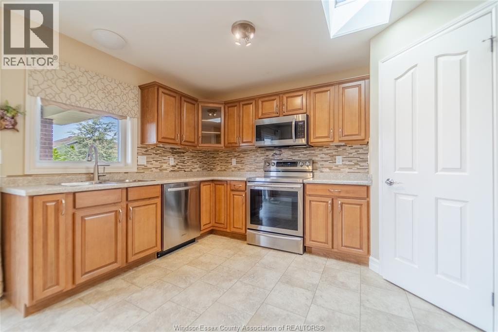 1423 Oakwood, Lakeshore, Ontario N0R 1A0 - Photo 14 - 26012347