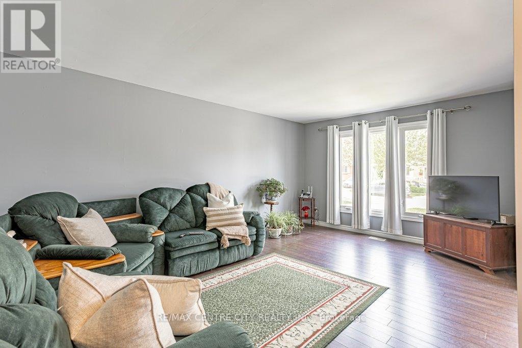 11 Pauline Crescent, London South, Ontario  N6E 2L2 - Photo 4 - X13122314