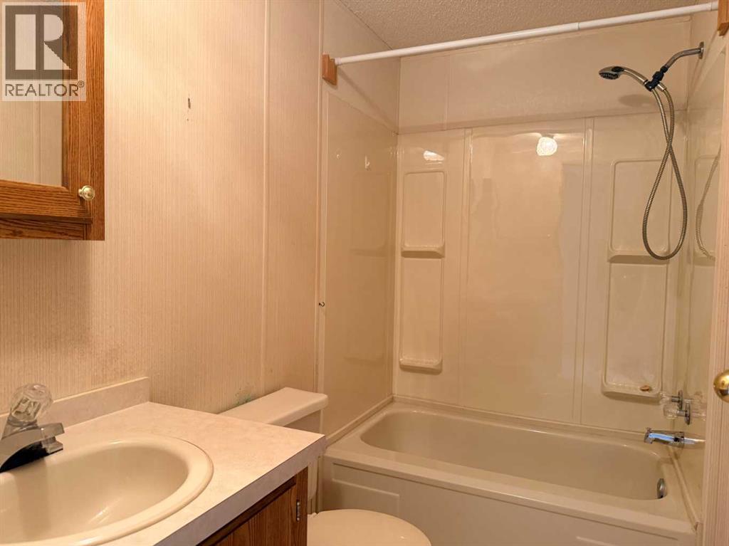 443, 37543 England Way, Rural Red Deer County, Alberta  T4S 2C3 - Photo 9 - A2315366