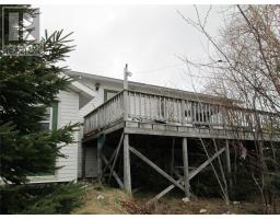 15 Combdens Road