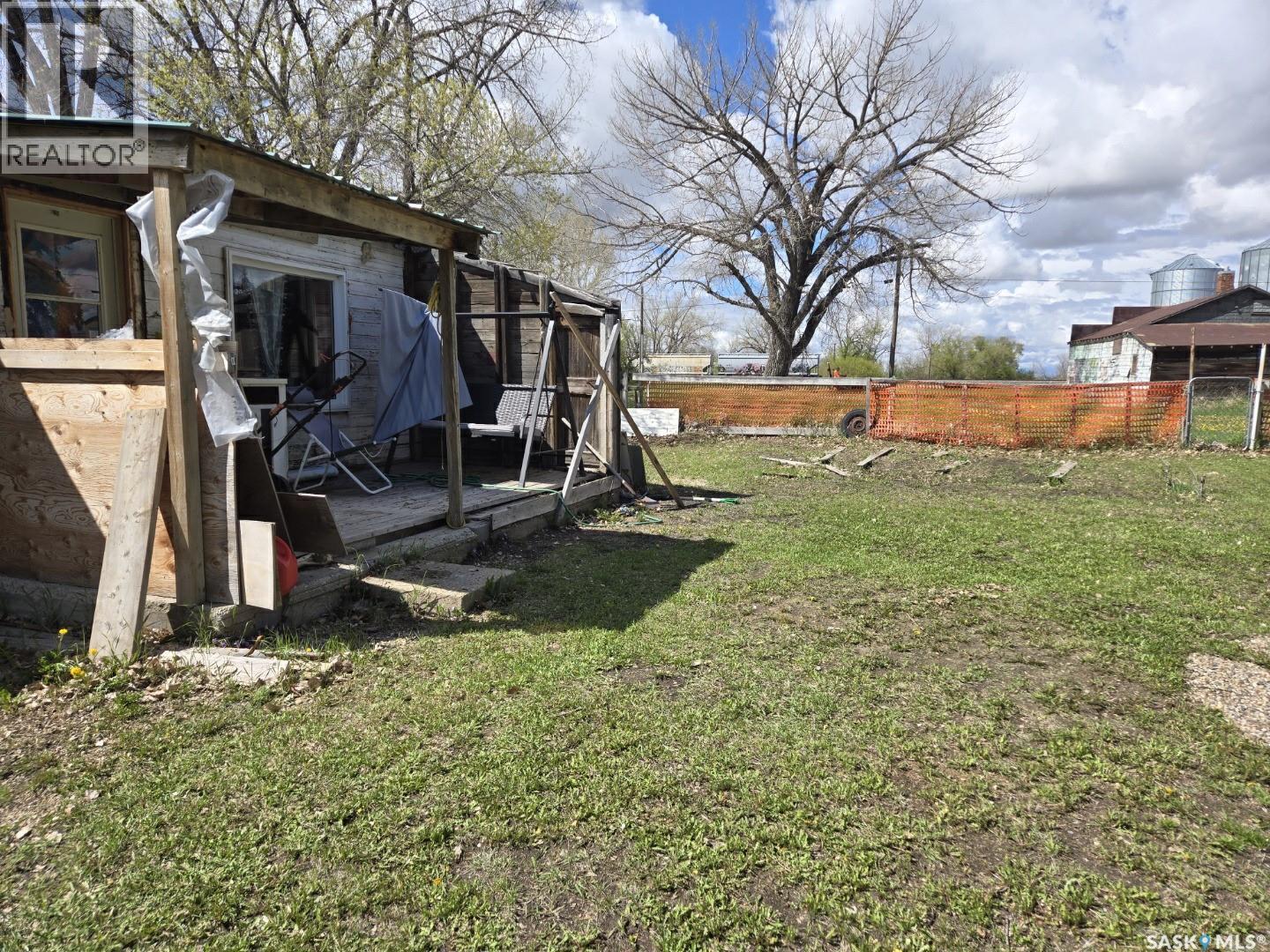 421 4th Street, Chaplin, Saskatchewan  S0H 0V0 - Photo 31 - SK028646