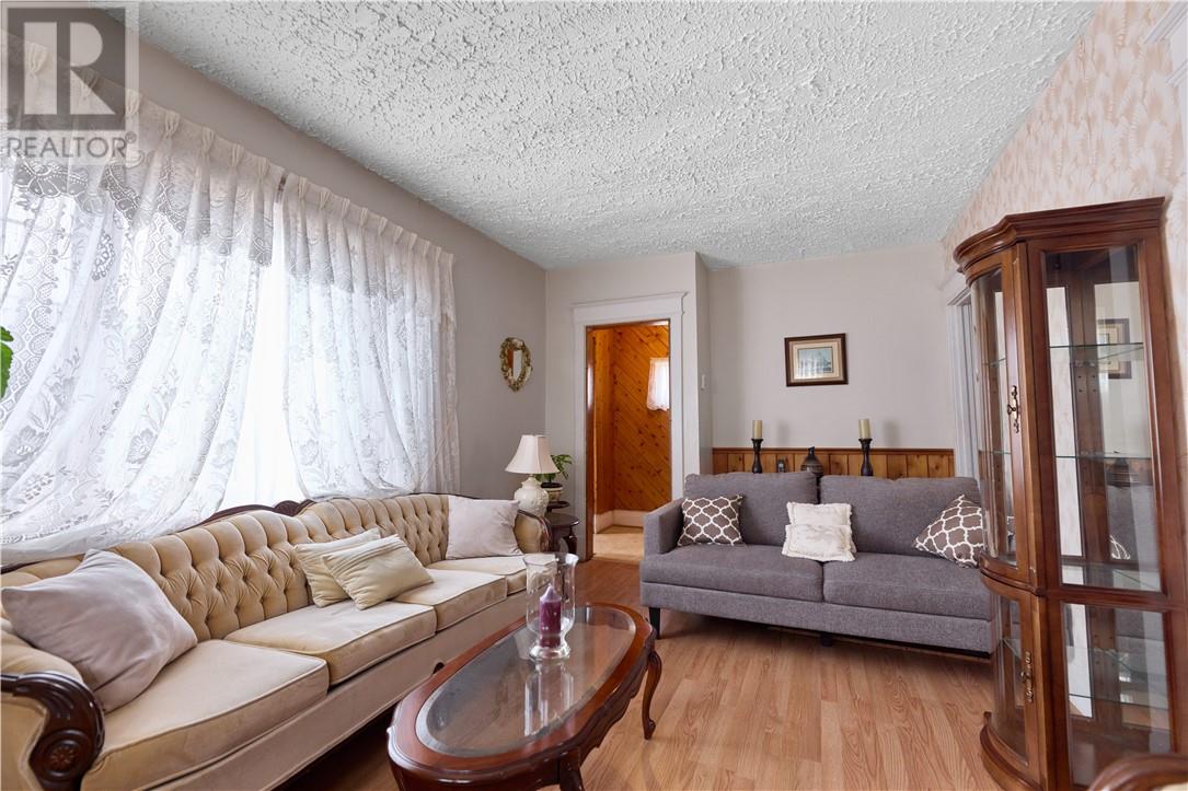 10 Keziah Court, Sudbury, Ontario  P3B 2T6 - Photo 6 - 2128051