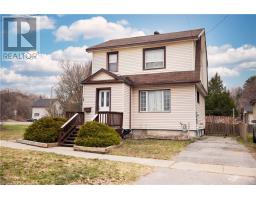 10 Keziah Court, Sudbury, Ontario