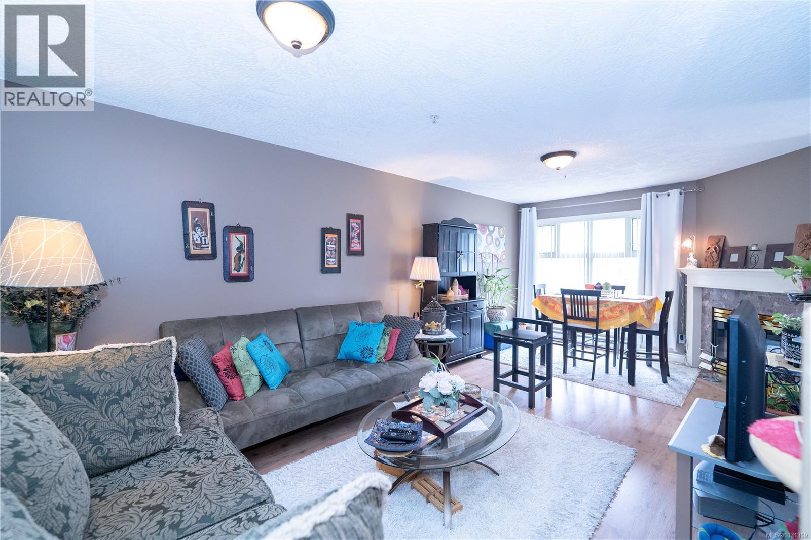 307 2527 Quadra St, Victoria, British Columbia