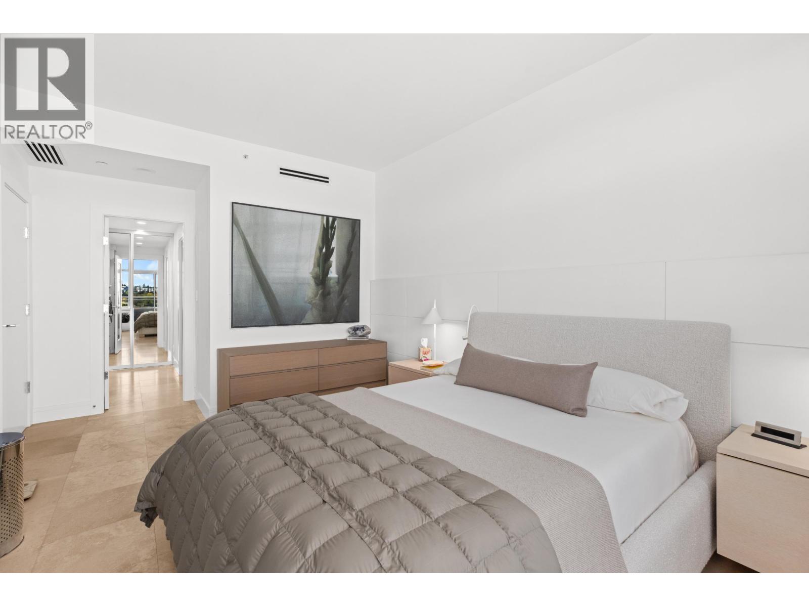 701 628 Kinghorne Mews, Vancouver, British Columbia  V6Z 3H6 - Photo 12 - R3126460