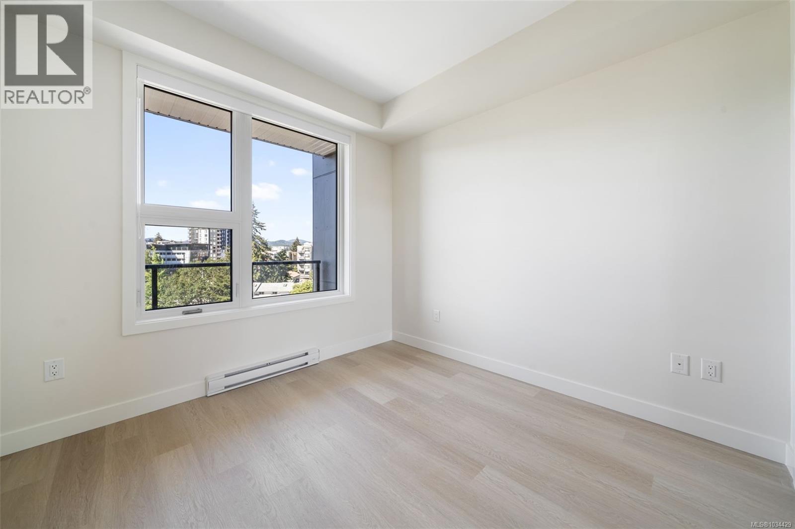 212 777 Station Ave, Langford, British Columbia  V9B 2S1 - Photo 12 - 1034429