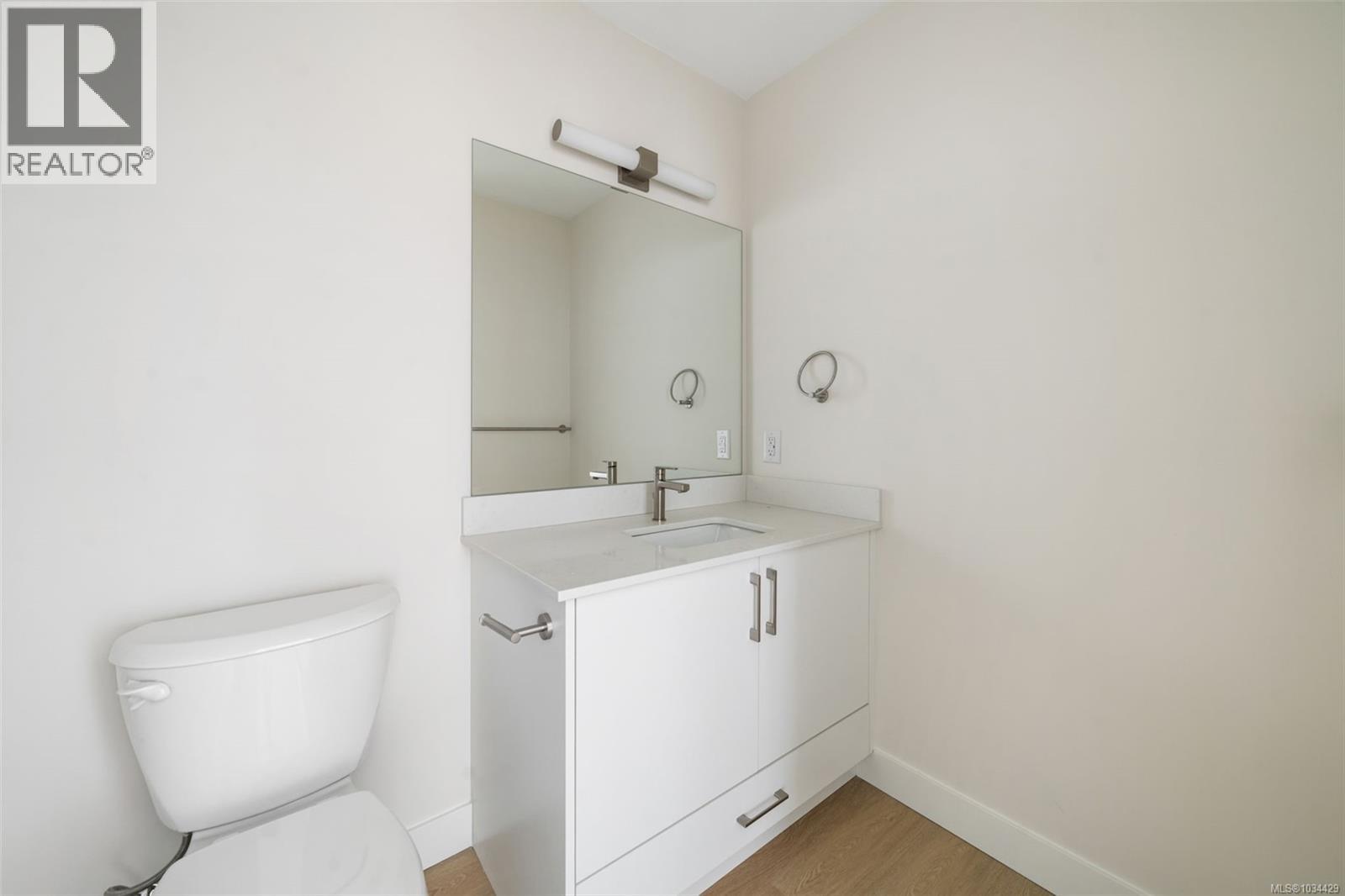 212 777 Station Ave, Langford, British Columbia  V9B 2S1 - Photo 6 - 1034429