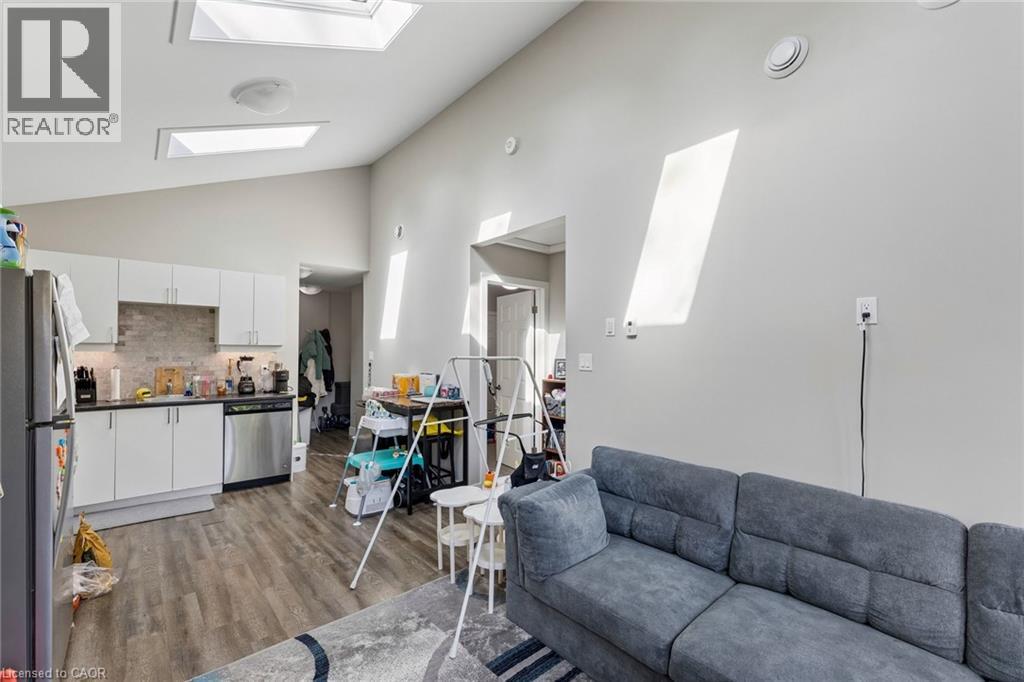 158 N Laurentian Drive N, London, Ontario  N5W 1P2 - Photo 6 - 40830346