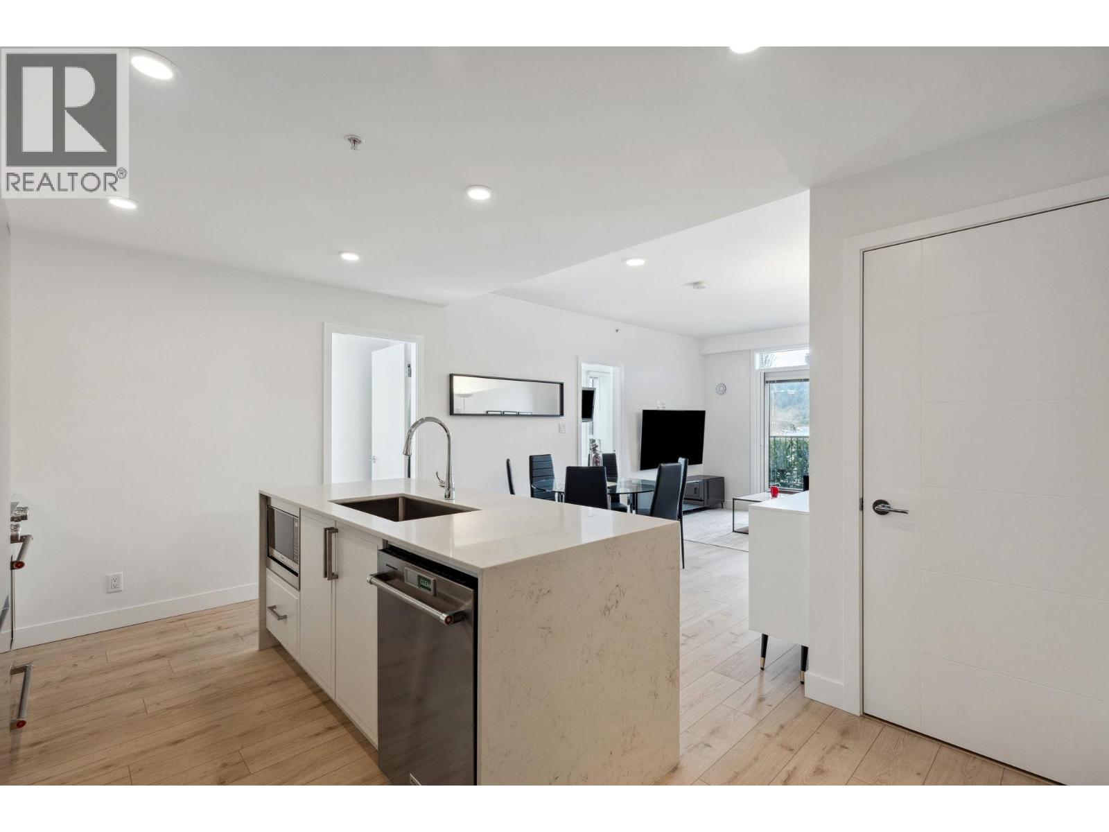 101 700 Clarke Road, Coquitlam, British Columbia  V3J 3Y1 - Photo 12 - R3127822