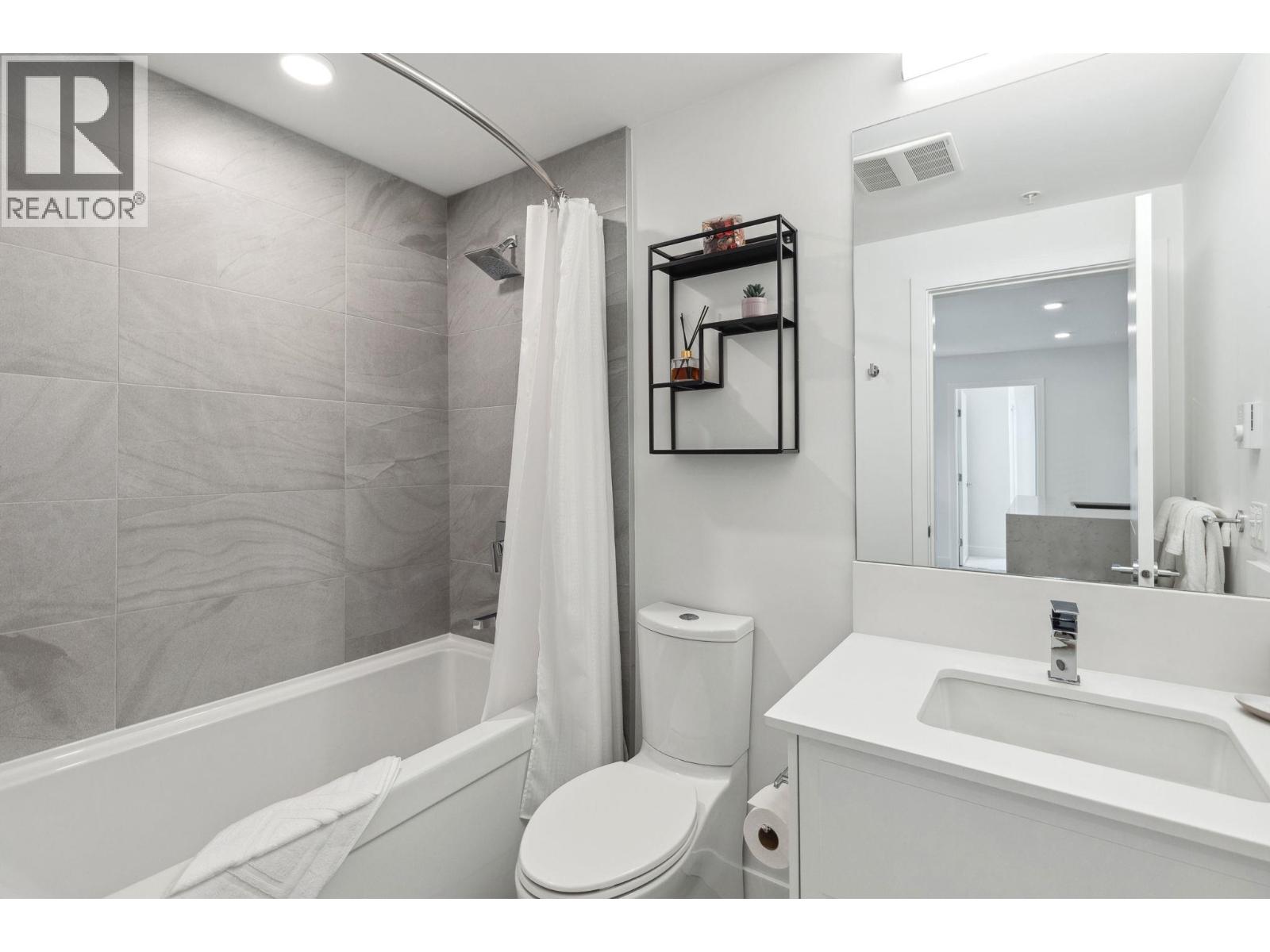 101 700 Clarke Road, Coquitlam, British Columbia  V3J 3Y1 - Photo 22 - R3127822