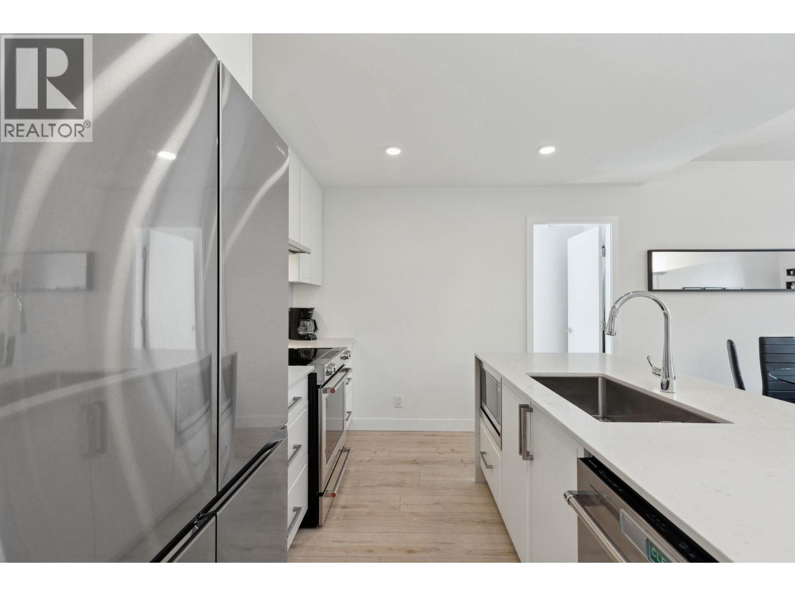 101 700 Clarke Road, Coquitlam, British Columbia  V3J 3Y1 - Photo 11 - R3127822