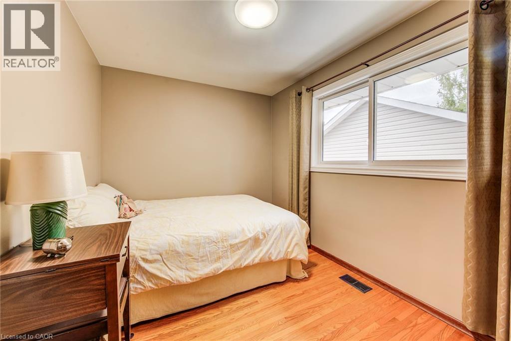 18 Queenston Crescent, Kitchener, Ontario  N2B 2V5 - Photo 25 - 40831763