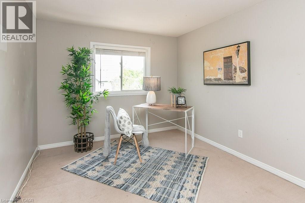 71 Foxglove Crescent, Kitchener, Ontario  N2E 3Y8 - Photo 34 - 40833337