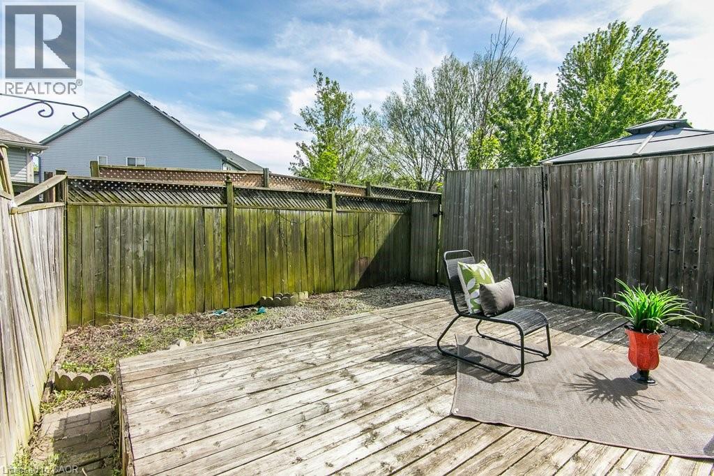 71 Foxglove Crescent, Kitchener, Ontario  N2E 3Y8 - Photo 39 - 40833337