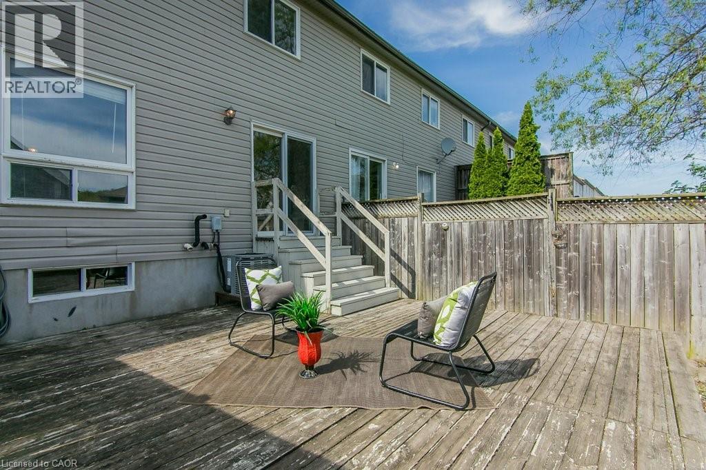 71 Foxglove Crescent, Kitchener, Ontario  N2E 3Y8 - Photo 44 - 40833337
