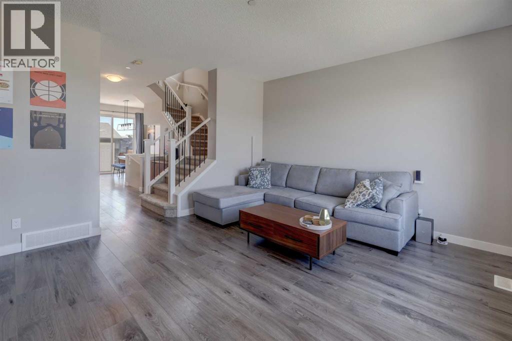 760 Livingston Hill Ne, Calgary, Alberta  T3P 1K4 - Photo 3 - A2310522