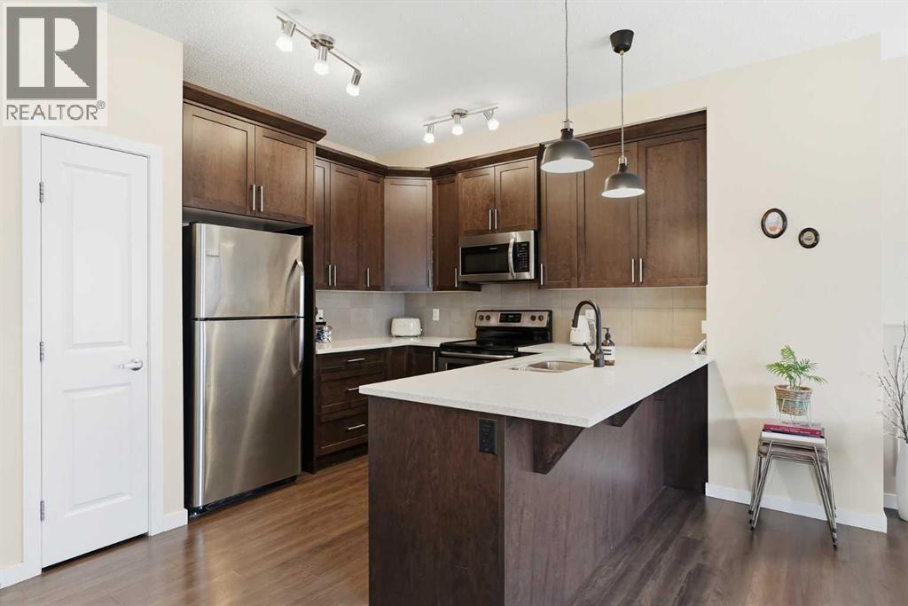 425 Carringvue Avenue Nw, Calgary, Alberta  T3P 0W5 - Photo 5 - A2311473