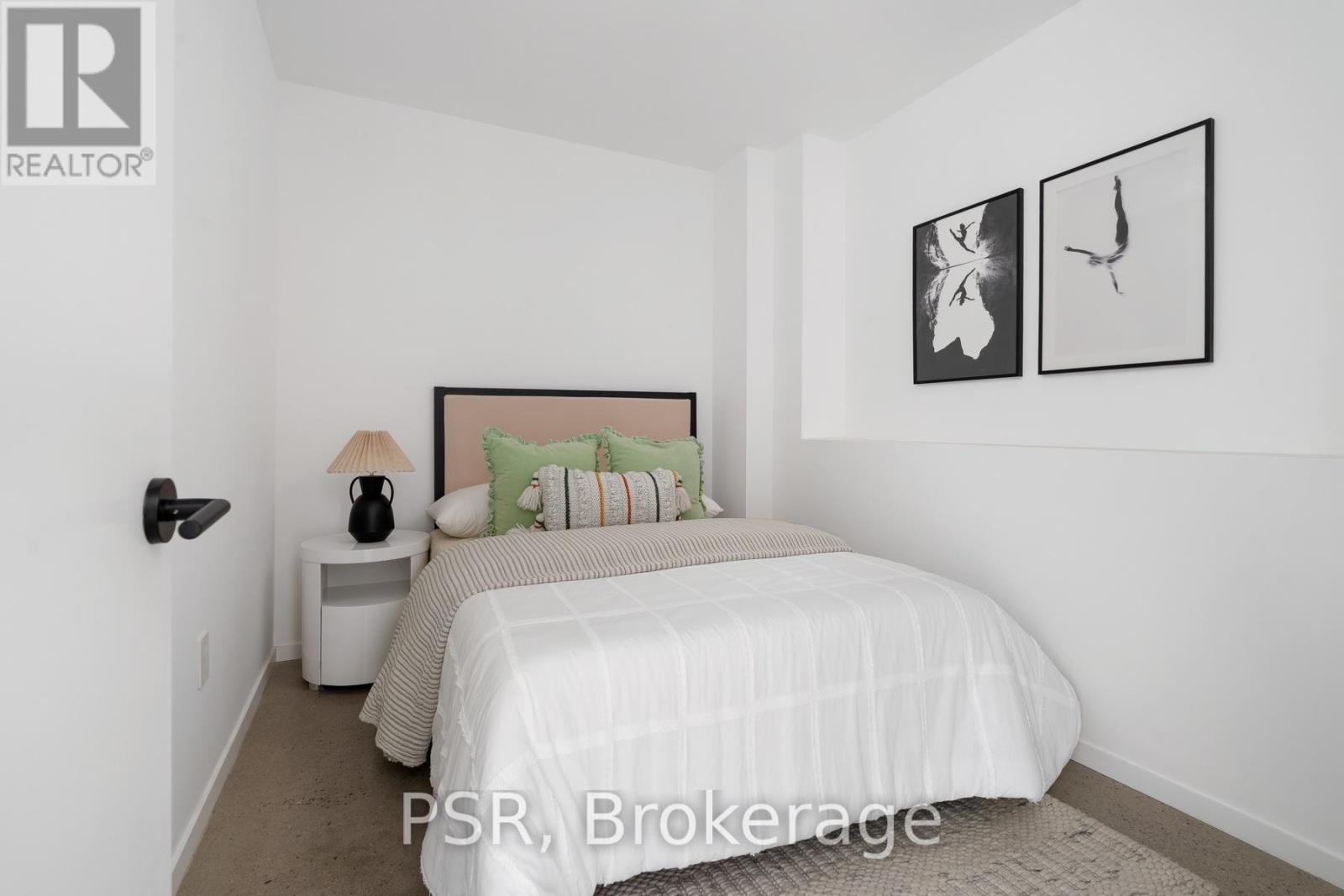 538 Duplex Avenue, Toronto, Ontario  M4R 1E6 - Photo 5 - C13198790