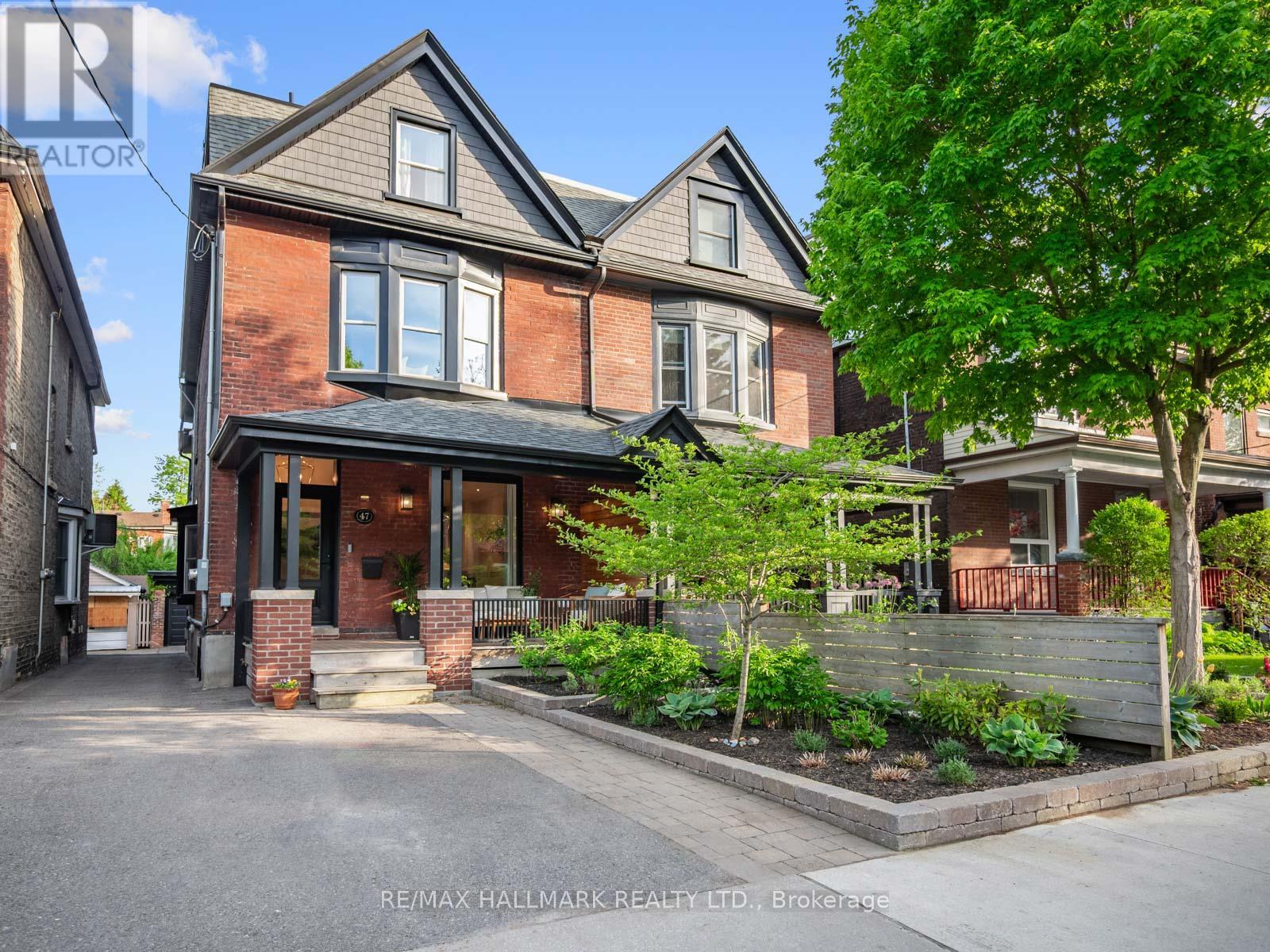 47 Langley Avenue, Toronto, Ontario  M4K 1B4 - Photo 1 - E13198302