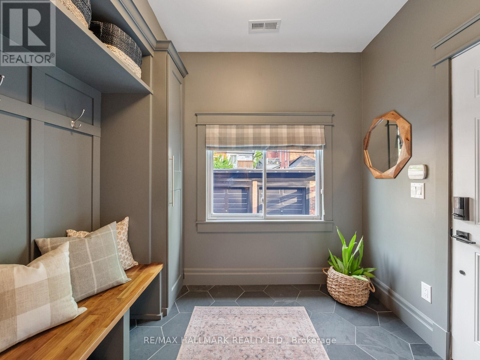47 Langley Avenue, Toronto, Ontario  M4K 1B4 - Photo 14 - E13198302