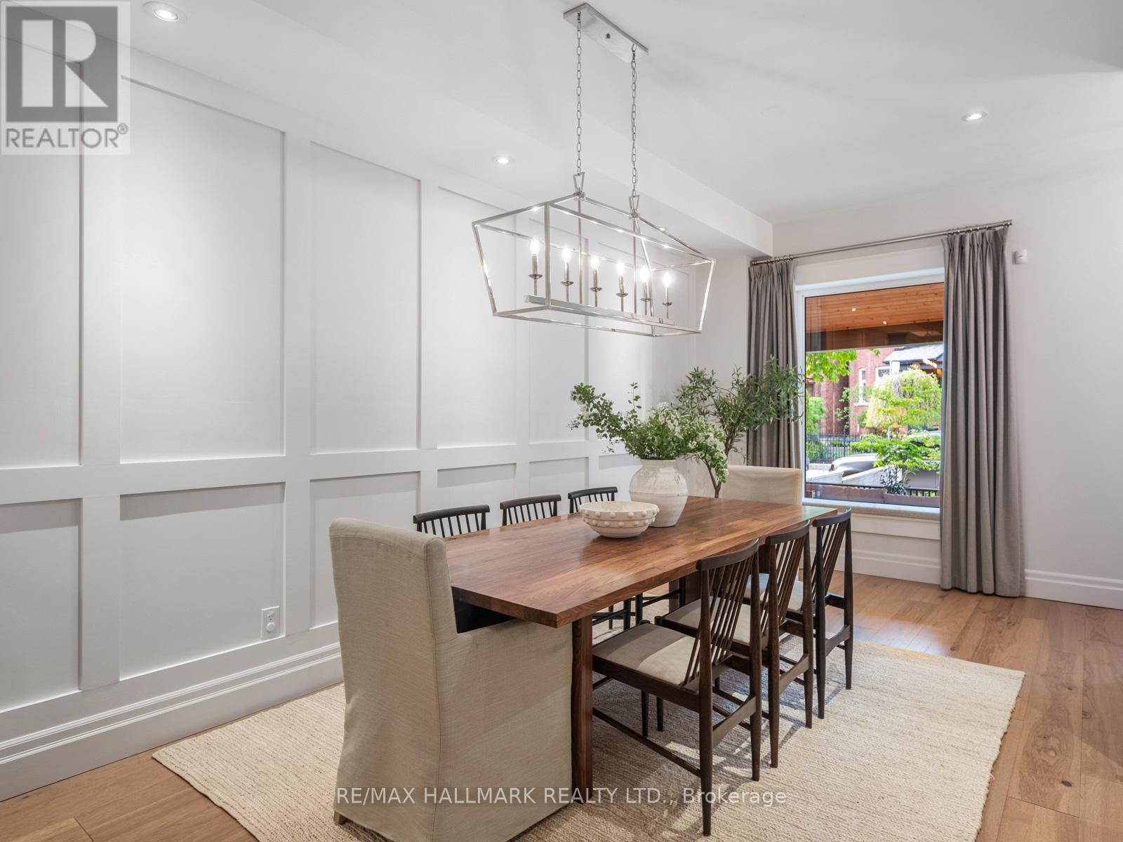 47 Langley Avenue, Toronto, Ontario  M4K 1B4 - Photo 4 - E13198302