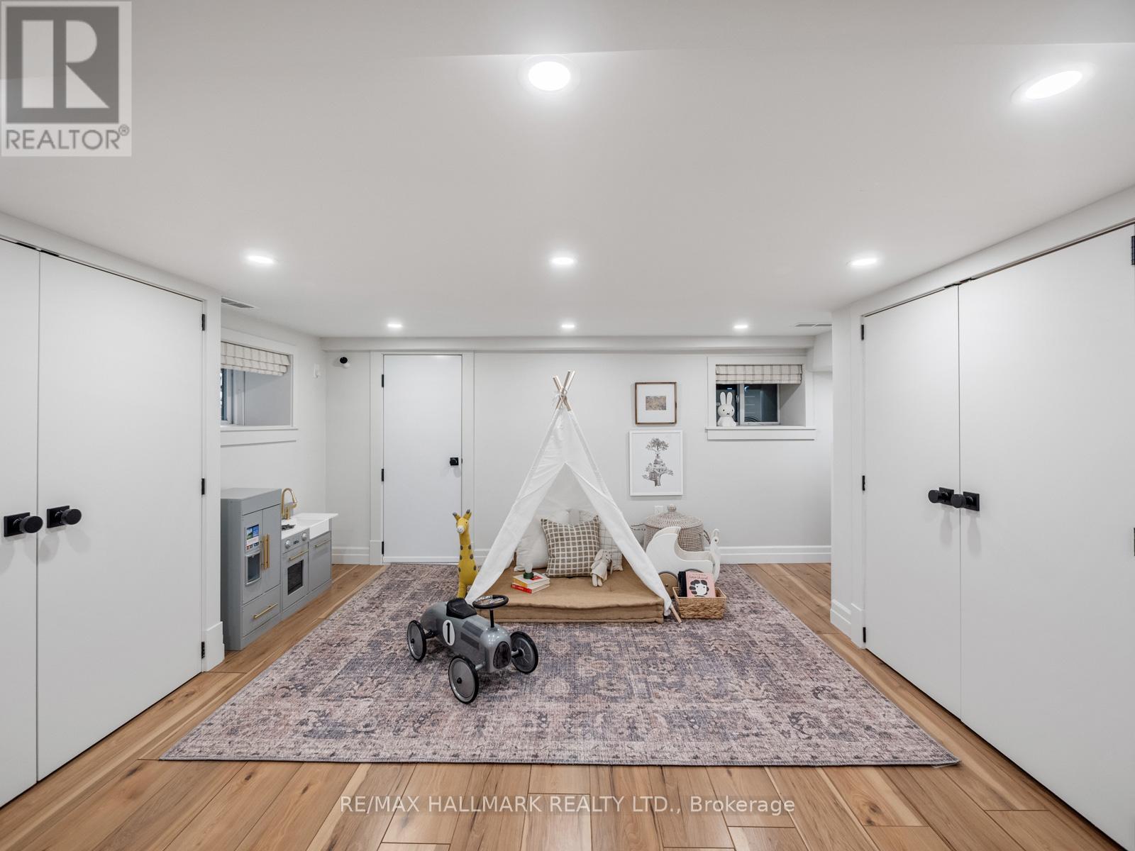 47 Langley Avenue, Toronto, Ontario  M4K 1B4 - Photo 42 - E13198302