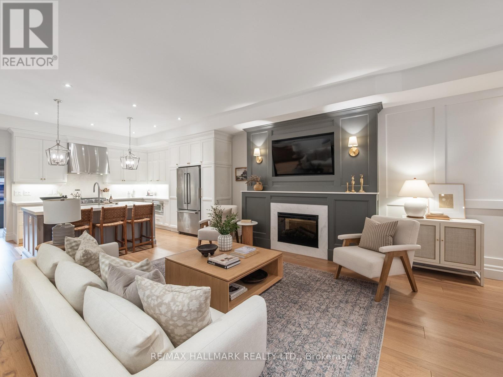 47 Langley Avenue, Toronto, Ontario  M4K 1B4 - Photo 6 - E13198302