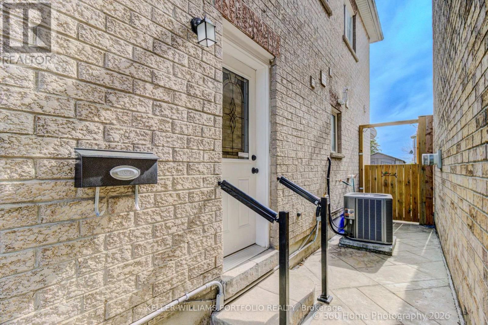 Lower Level - 366 Old Harwood Avenue, Ajax, Ontario  L1T 4K7 - Photo 22 - E13198360